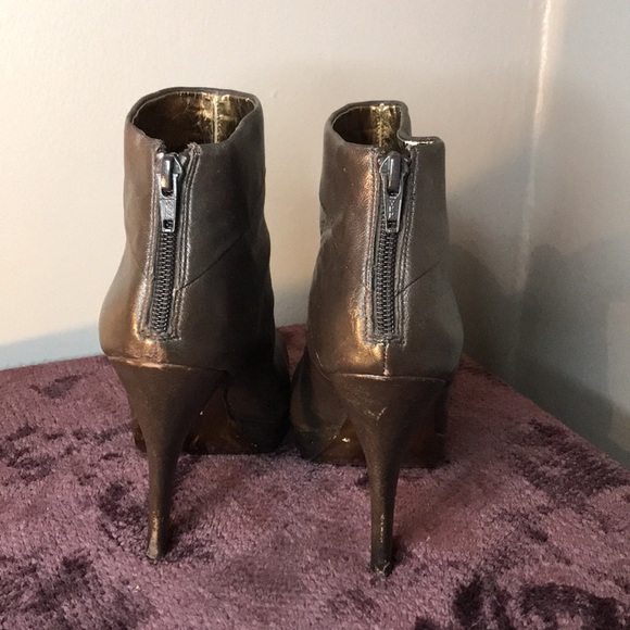 Chocolate booties - Picture 2 of 4